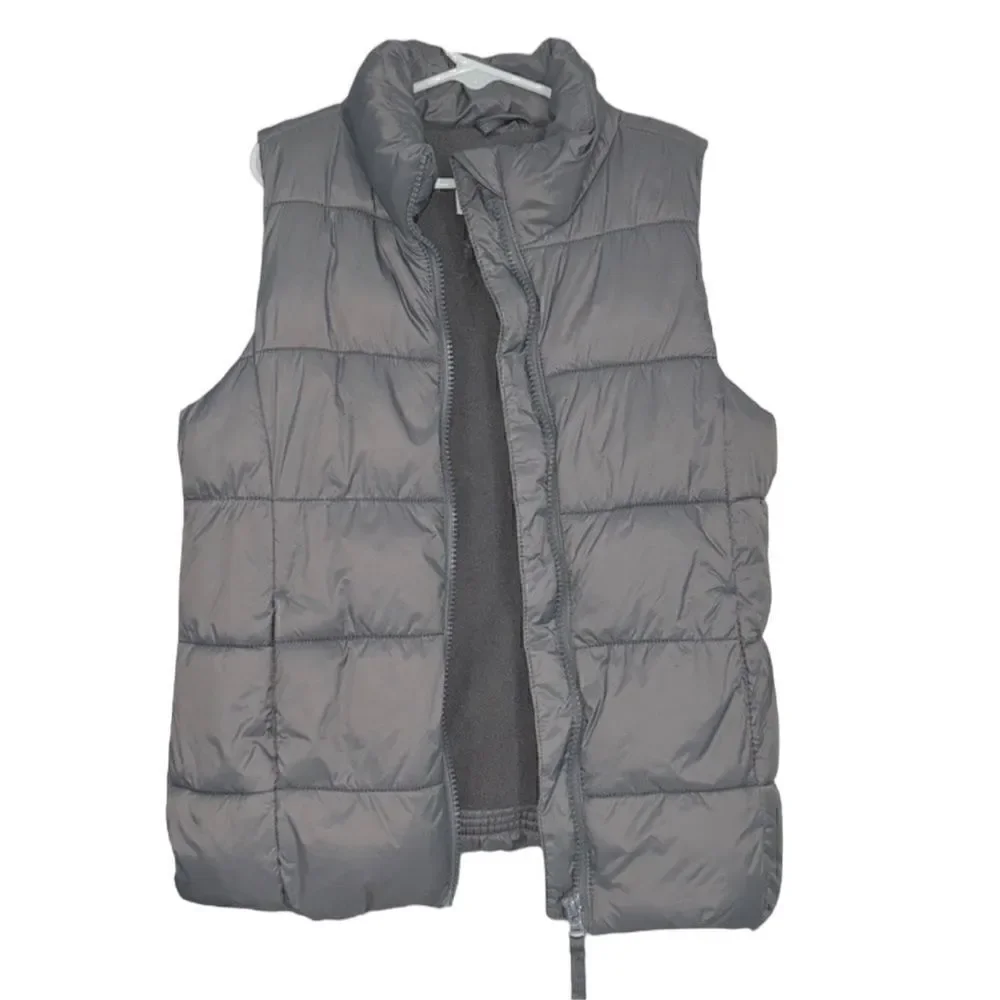 Old Navy Girls Puffer Vest(Size M8)